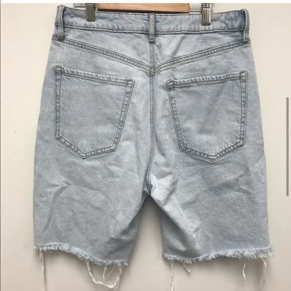 Dynamite Bermuda Shorts - Picture 3 of 5